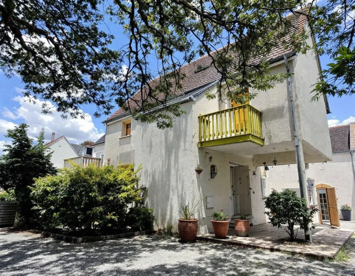 Guide Complet: Réussir sa Reconversion en tant qu'Agent Immobilier chez SAFTI